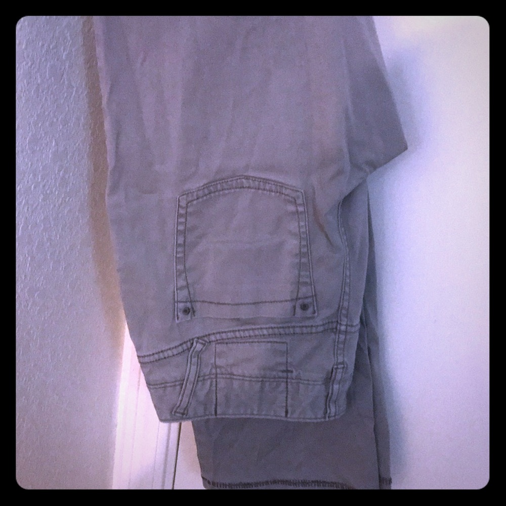 Mosimo grey pants